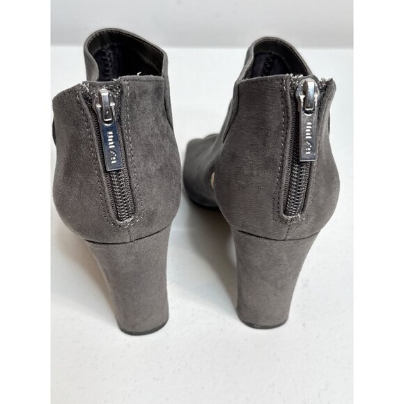 Unisa Womens Peep Toe Booties Size 8 Gray Faux Suede High Heel Ankle - Picture 5 of 11